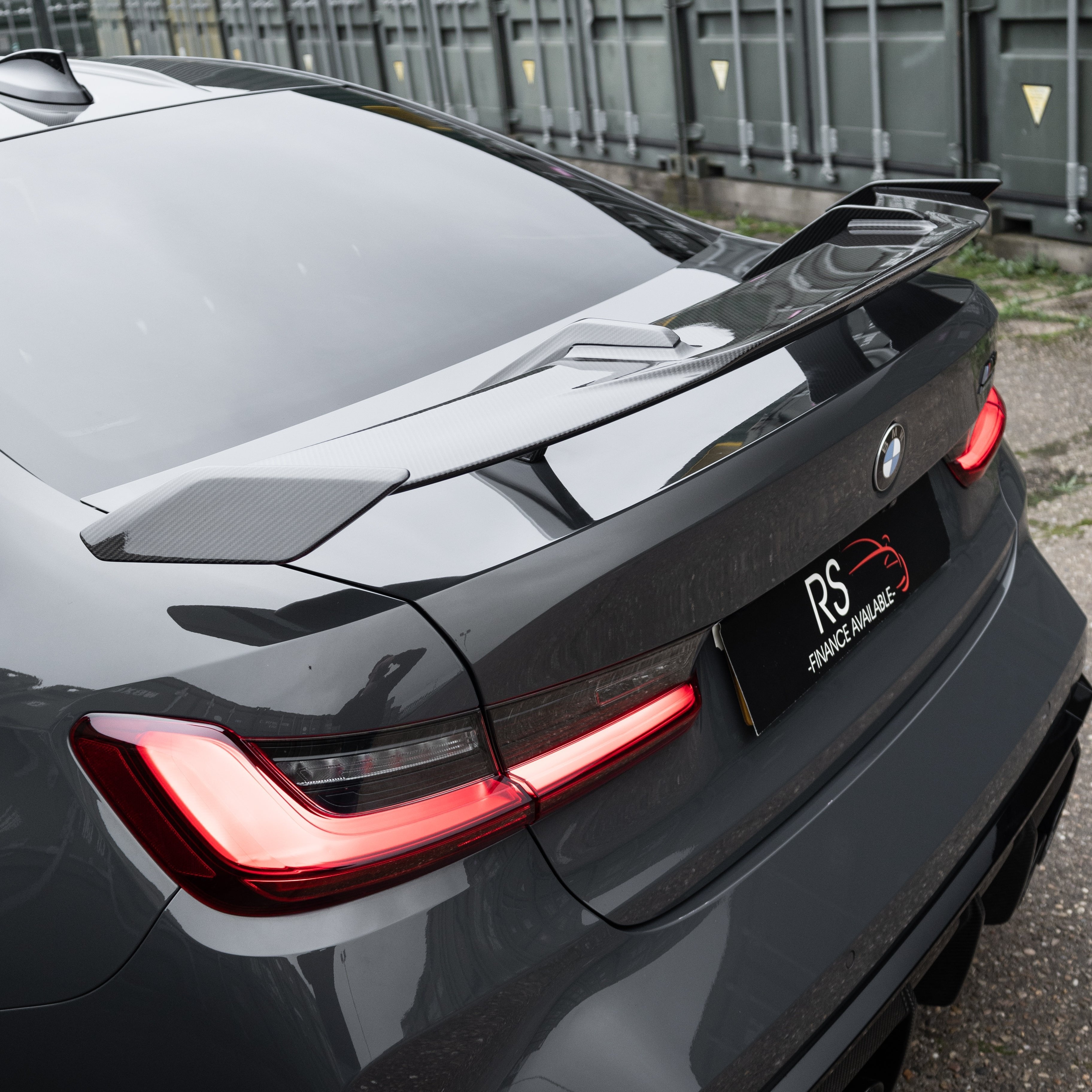 BMW G80 M3 REAR WING IN CARBON FIBRE