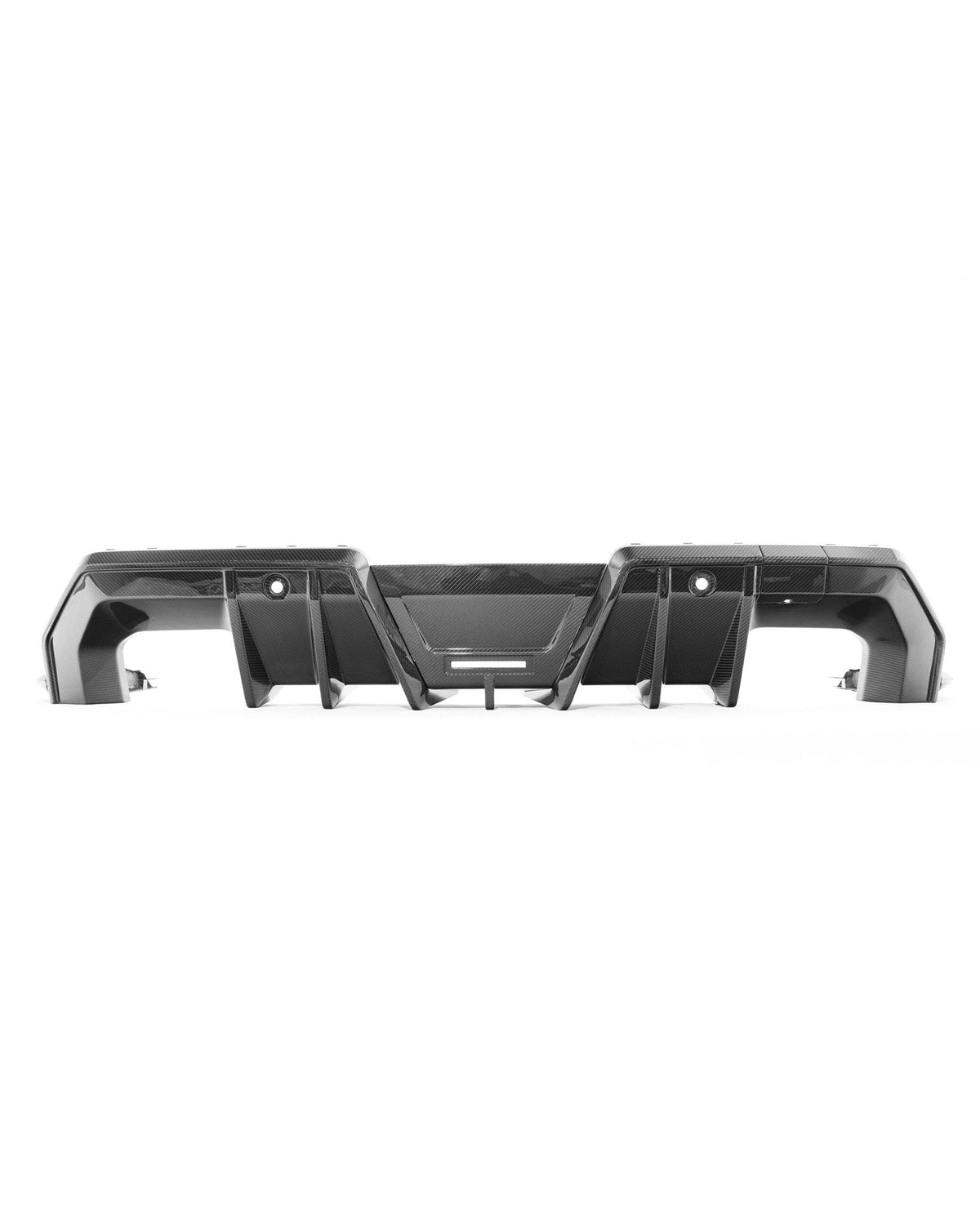 BMW M5 G90/G99 pre-preg carbon fibre PR-1 rear diffuser close-up