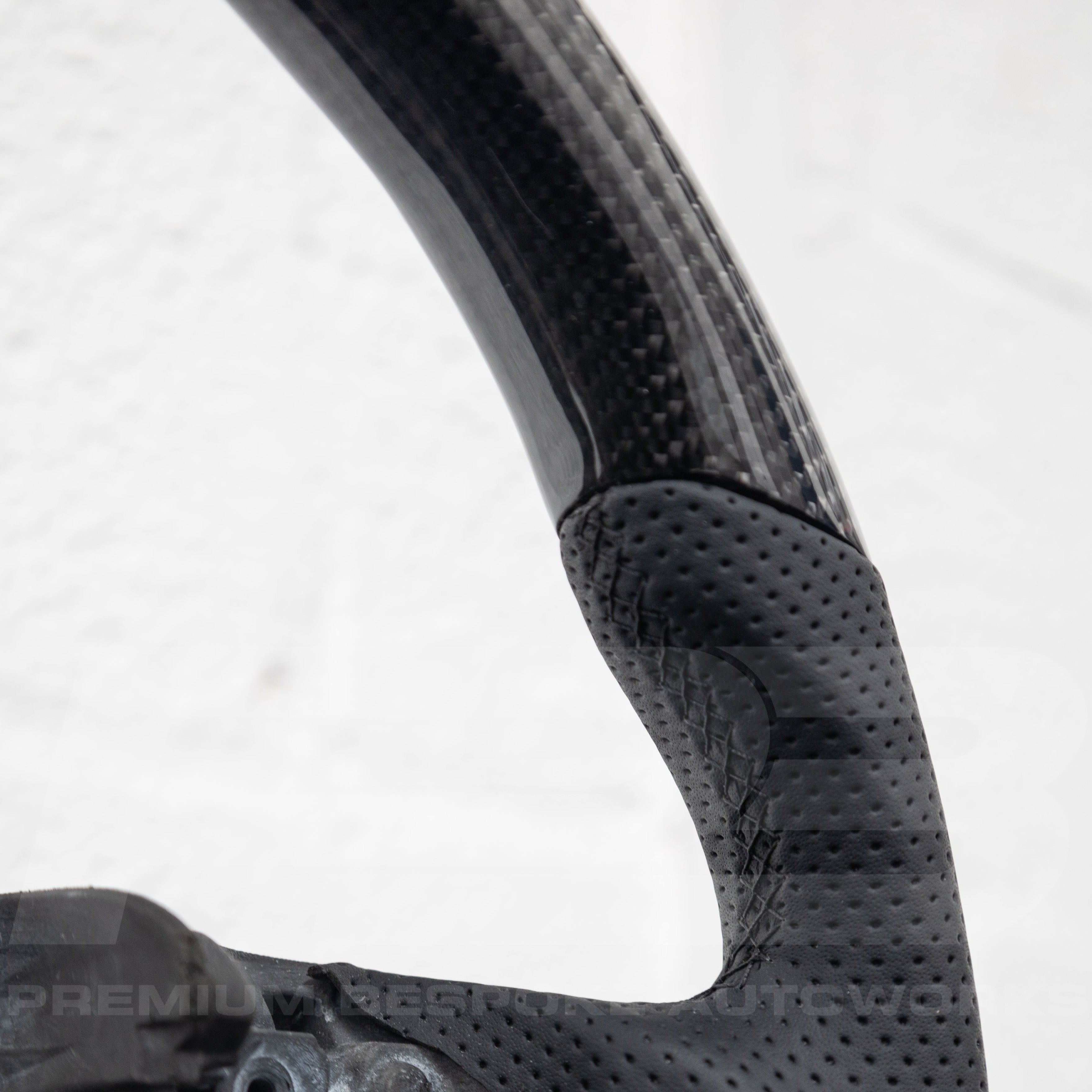 Range Rover Sport SVR Carbon Fibre Steering Wheel