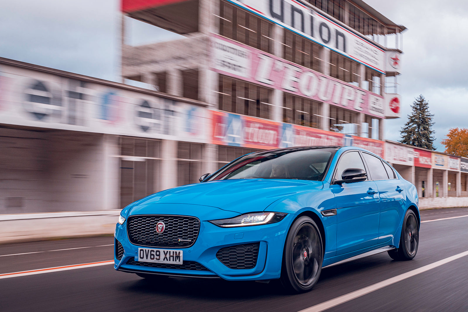 Heat Wiring – Jaguar XE, F-Type & F-Pace