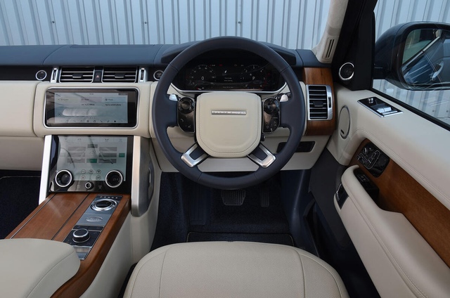 Range Rover L405 factory steering wheel