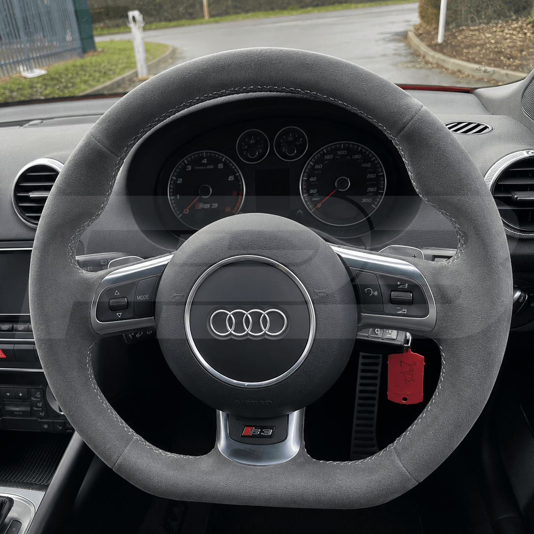 audi rs3 8p custom steering wheel in black alcantara