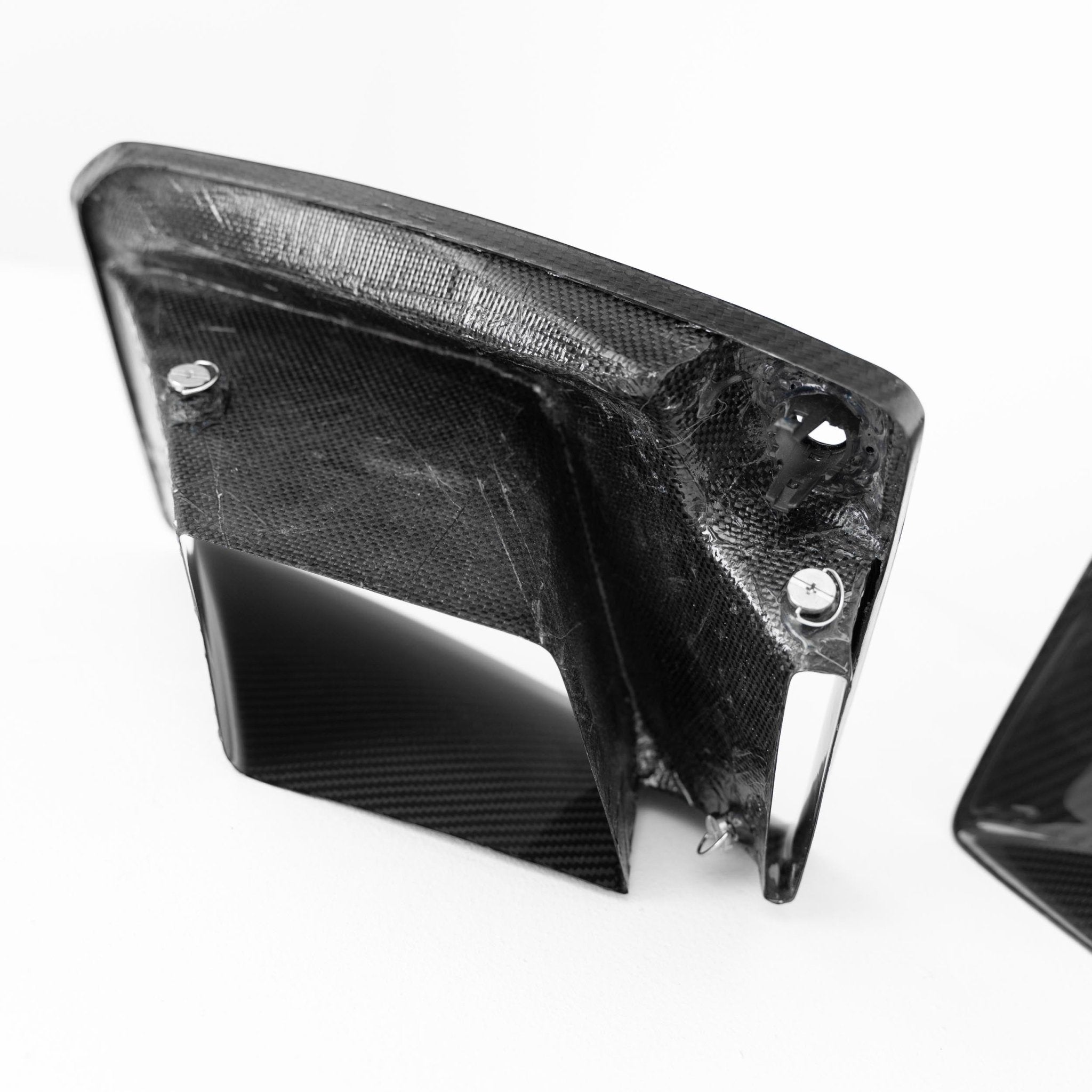 BMW M2 G87 TR87 carbon fibre front air ducts detail