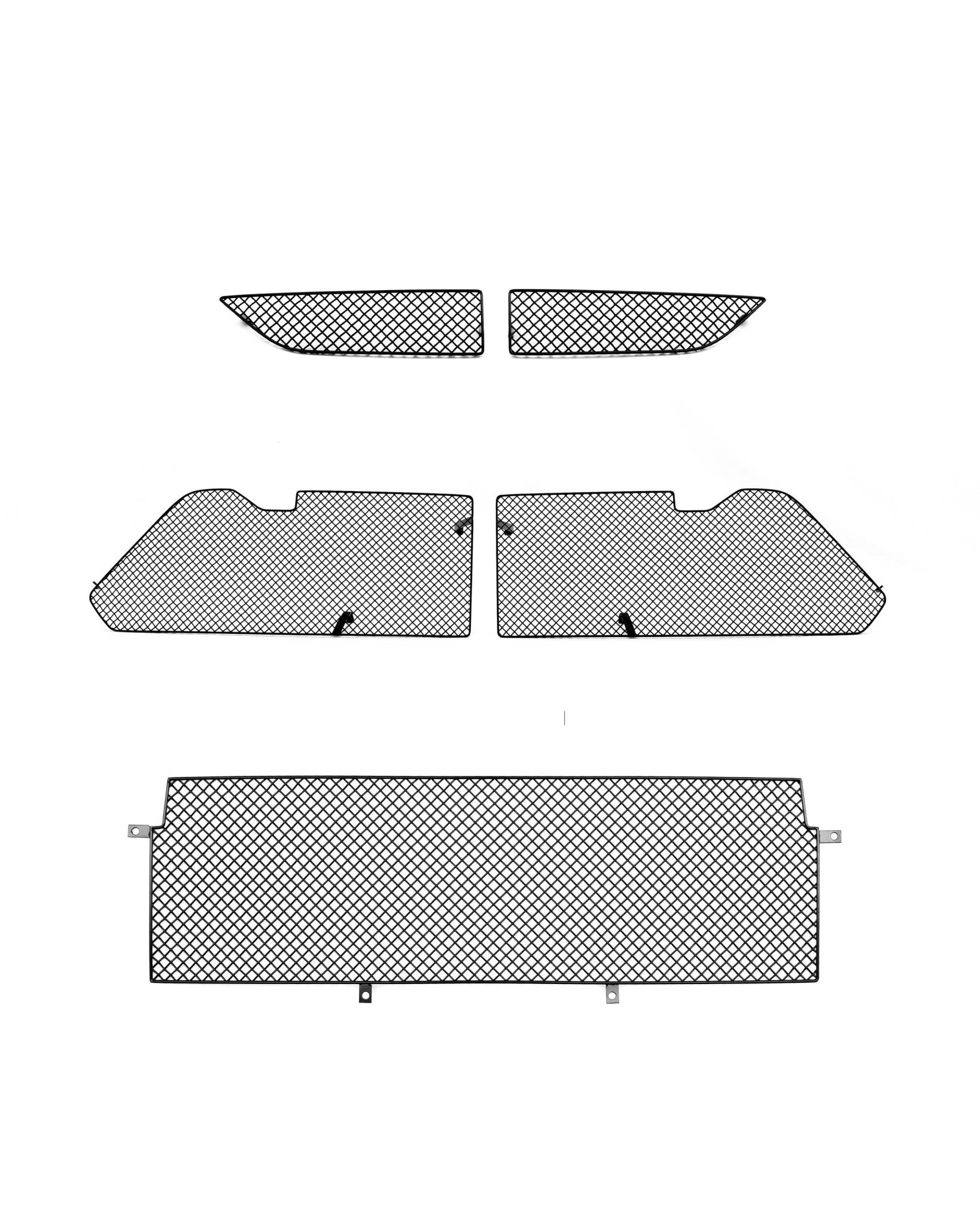 BMW M5 G90/G99 radiator mesh protector fitted